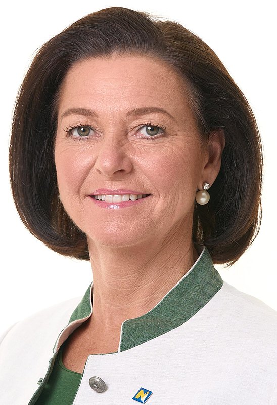 Doris Schmidl